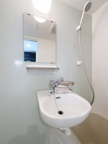 大栄マンションの洗面所|忙しい朝には欠かせない洗面所です