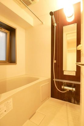 スタイルヒルズ秋葉原の浴室