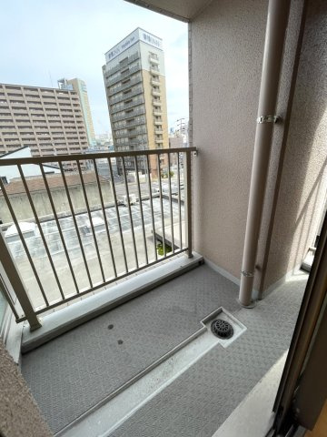 ライオンズマンション高松錦町のバルコニー