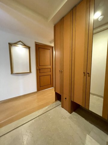 ライオンズマンション高松錦町の玄関