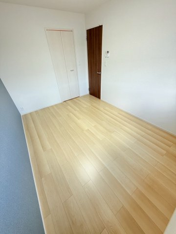 モンパルナスの洋室