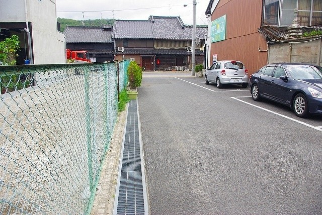 プルミエ　パーキングの外観