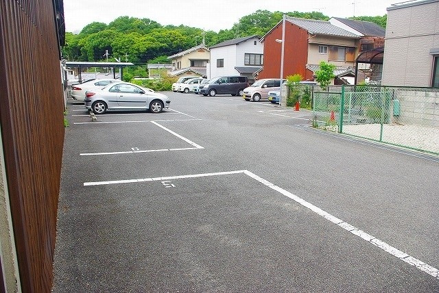 プルミエ　パーキングの外観