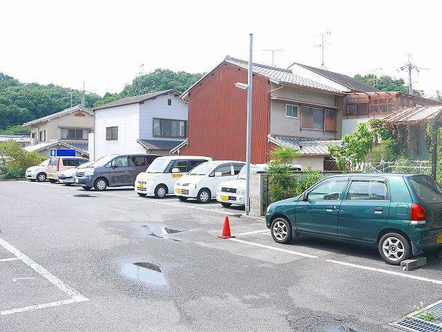 プルミエ　パーキングの外観