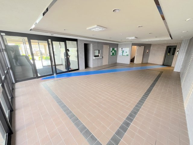 じゅうグランドマンションシュリアン土井のエントランス