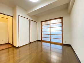 【居間・リビング】