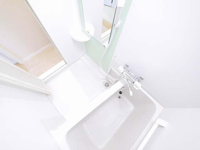 レオネクストコミンチャーレ九条の浴室|ゆったり過ごせるお風呂です