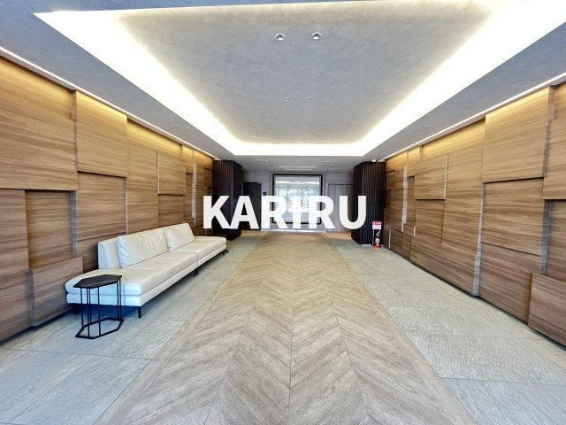 AELL OSAKA EASTのロビー