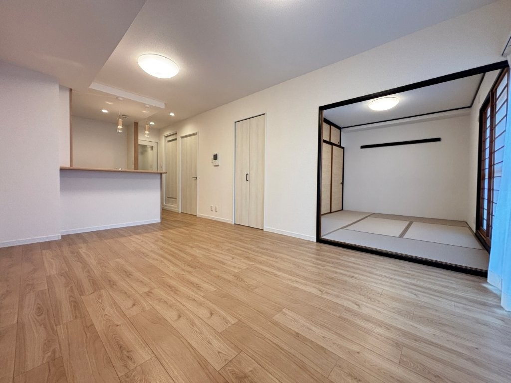 【居間・リビング】の画像