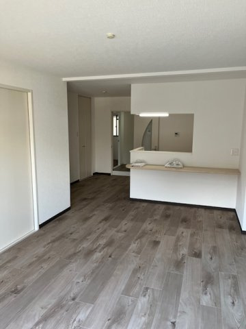 【居間・リビング】の画像