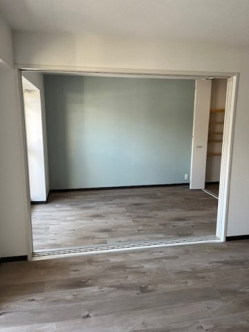 【居間・リビング】の画像