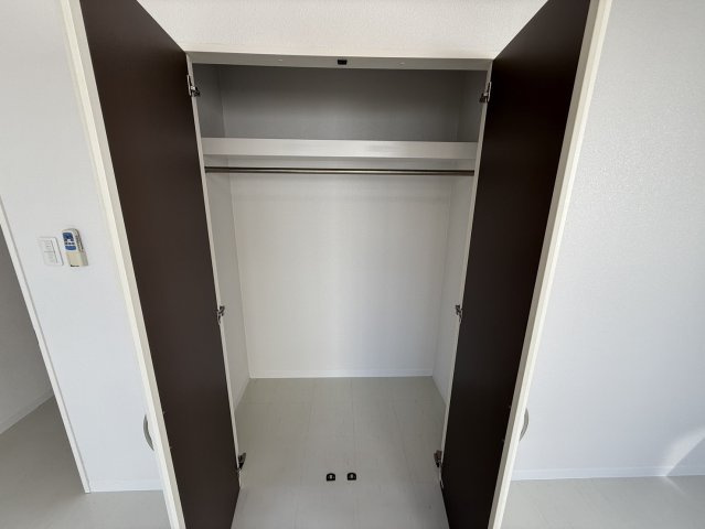 プレジール屋嘉A-1,A-2　収益物件の収納