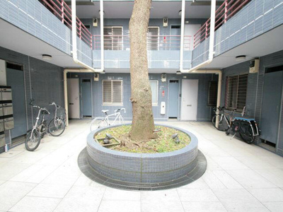 【エントランス】 | メープルコート芝