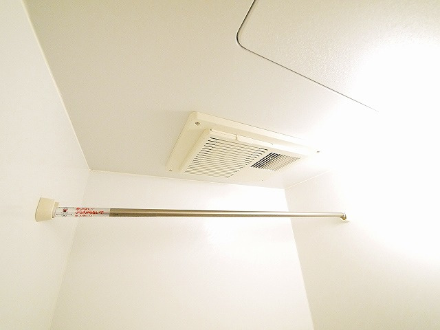 レオパレスクレールの設備|浴室乾燥機付き