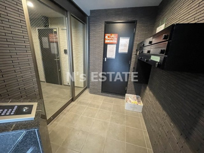 【エントランス】 | CoLaBo神戸駅前