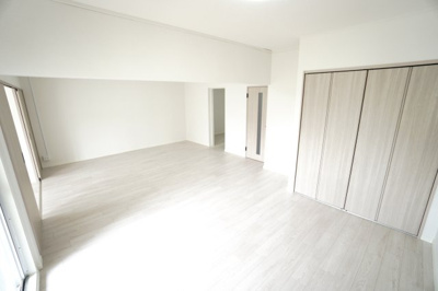 【居間・リビング】 | 【リノベ済】パルコープ長束1F