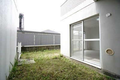 【庭】 | 【リノベ済】パルコープ長束1F | 現地（2025年5月15日10：00頃）撮影