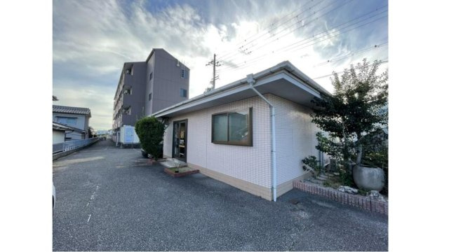 揖保郡太子町蓮常寺　店舗事務所付一棟収益の外観