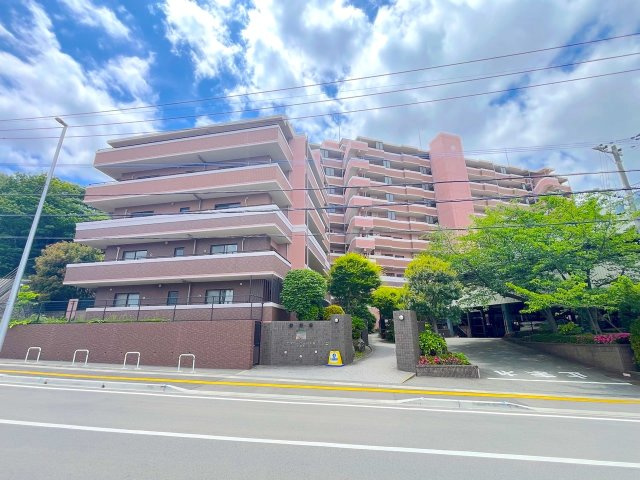 アプローズ香住ヶ丘弐番館の外観