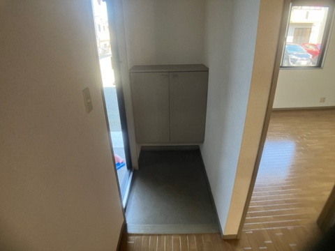 ルミエール楡木　B棟の玄関