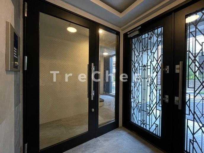 ミモザヒルズ本駒込のエントランス