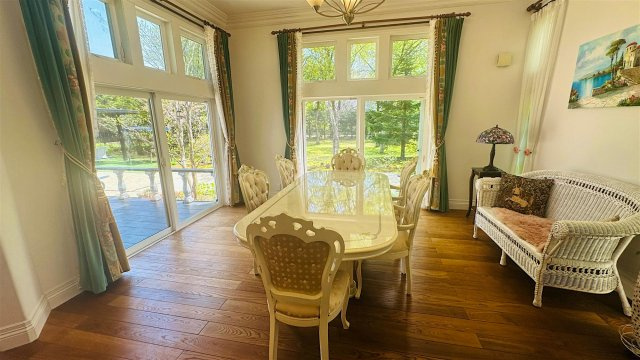 南軽井沢 平家建て中古アメリカンハウスのダイニング|ダイニング