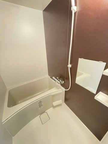 パストラーレ江坂の浴室