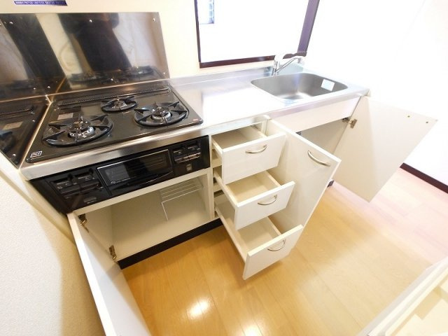 レオネクスト長柄のキッチン|きれいなキッチンです