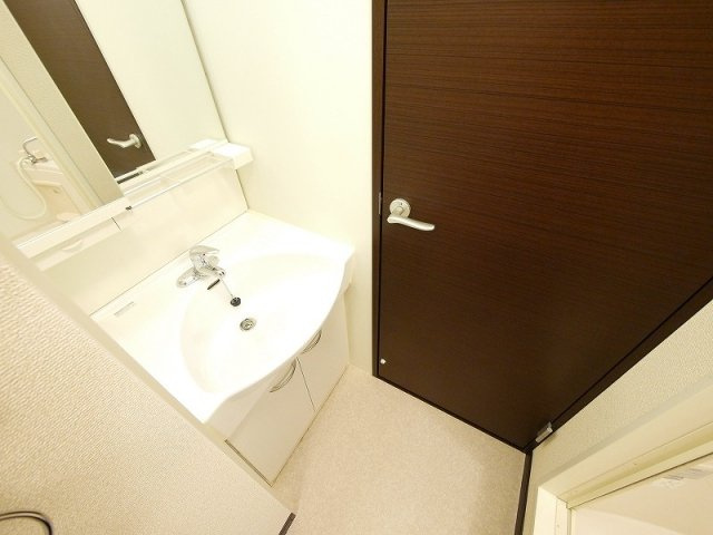 レオネクスト長柄の独立洗面台|独立洗面台です