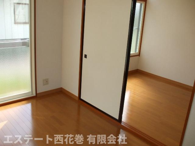 若葉ハイツの居間・リビング