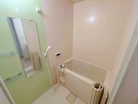 グランモアA棟の浴室