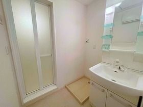 グランモアA棟の洗面所