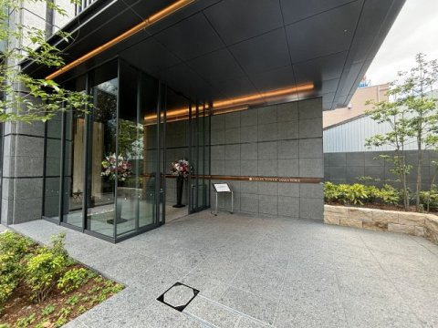 シエリアタワー大阪堀江のエントランス
