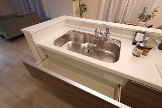 《仲介手数料無料》南区大字大谷口791-15(全1戸)新築一戸建てハートフルタウンのキッチン|撮影日 2025年10月30日 15:15 晴れ