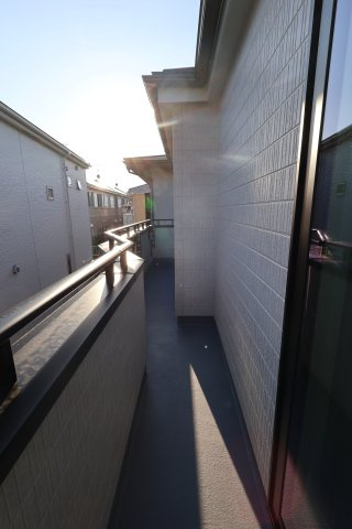 《仲介手数料無料》南区大字大谷口791-15(全1戸)新築一戸建てハートフルタウンのバルコニー|撮影日 2025年10月30日 15:15 晴れ