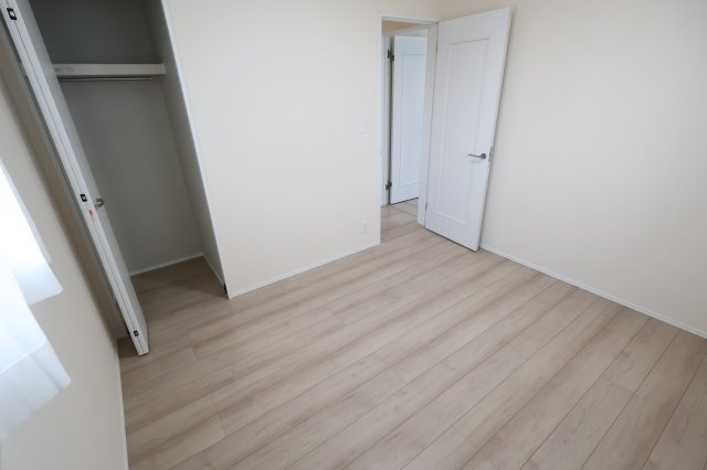 【洋室】 | 《仲介手数料無料》南区大字大谷口791-15(全1戸)新築一戸建てハートフルタウン | 撮影日 2025年10月30日 15:15 晴れ