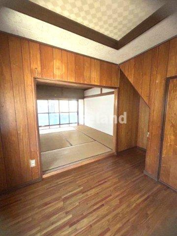 市小路戸建の内装