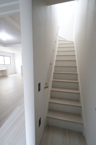 《仲介手数料無料》南区四谷１丁目1-10(全1戸)新築一戸建てLIGAREの内装|撮影日 2025年9月21日 10:30 晴れ