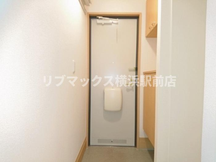 【玄関】山手ヒルズ　弐番館 