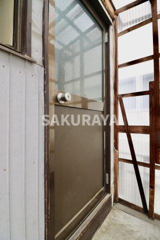 西砂原後町貸家ON　B棟の玄関