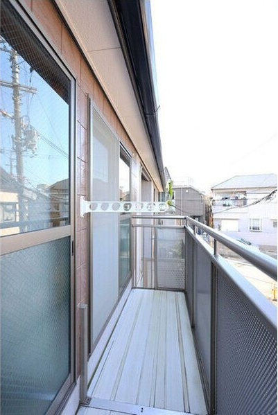 ウエストアップネオメゾンのバルコニー