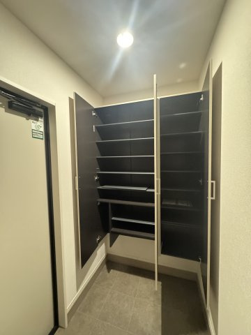 イルソラーレ須磨の収納