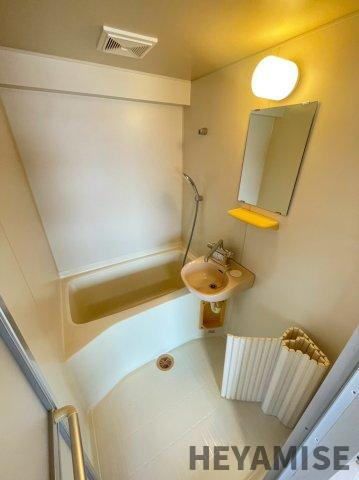 エクセレント愛宕の浴室