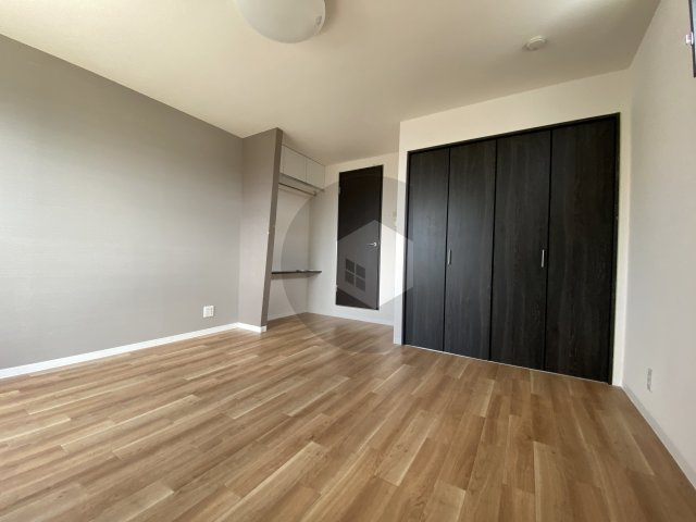 エヌエムトラントシスの居間・リビング