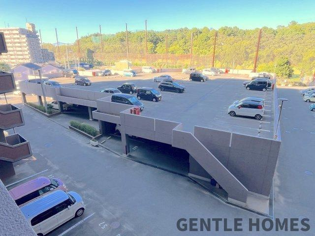 コアマンション和白東パセオの駐車場