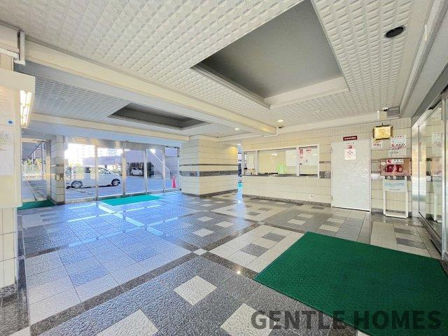 コアマンション和白東パセオのエントランス