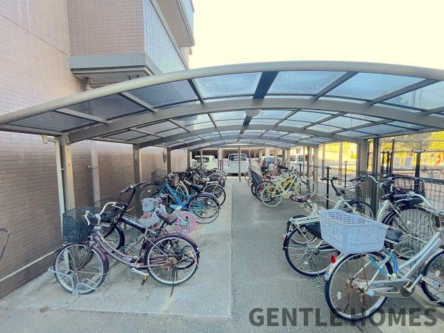 コアマンション和白東パセオの駐輪場