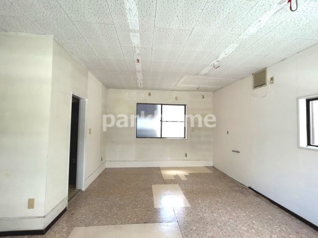 須崎O店舗の内装