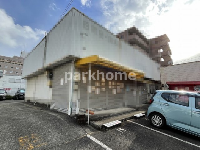 須崎O店舗の駐車場