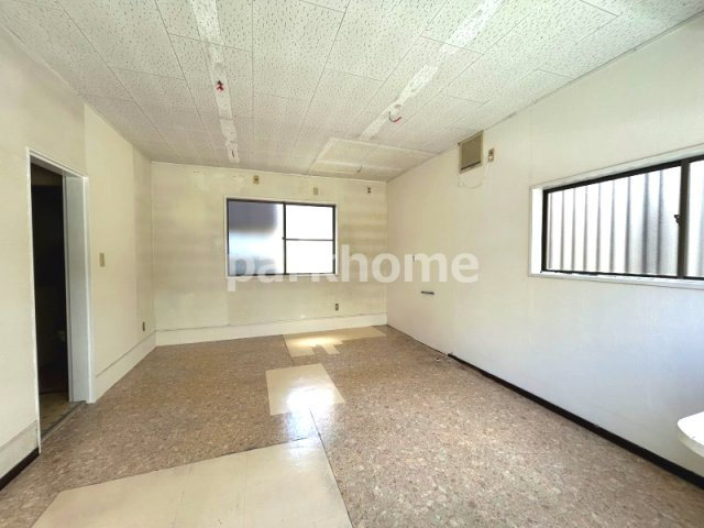 須崎O店舗の内装